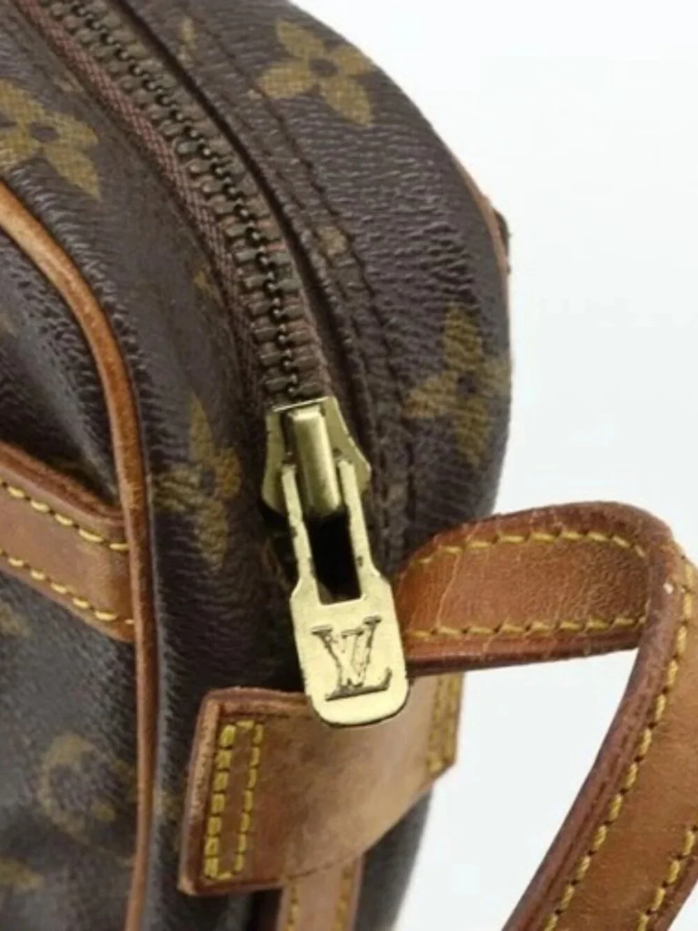 LOUIS VUITTON Monogram Jeune Fille MM Shoulder Bag M51226 LV Auth am11303